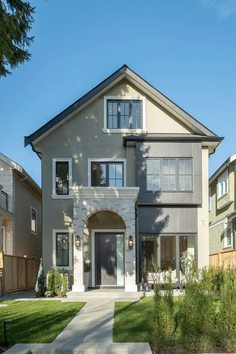 1 4077 W 18TH AVENUE - photo 2 of 34
