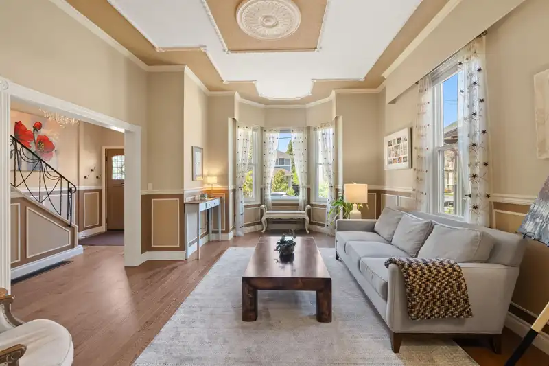 327 PINE STREET - photo 3 of 40