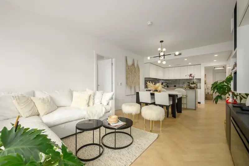 204 4675 CAMBIE STREET - photo 1 of 39