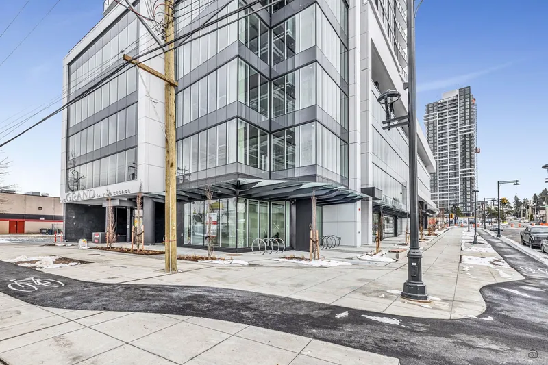 1208 10750 135A STREET - photo 3 of 25