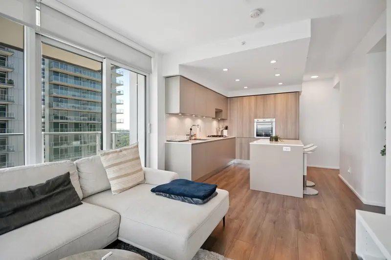 3505 3809 EVERGREEN PLACE - photo 3 of 16