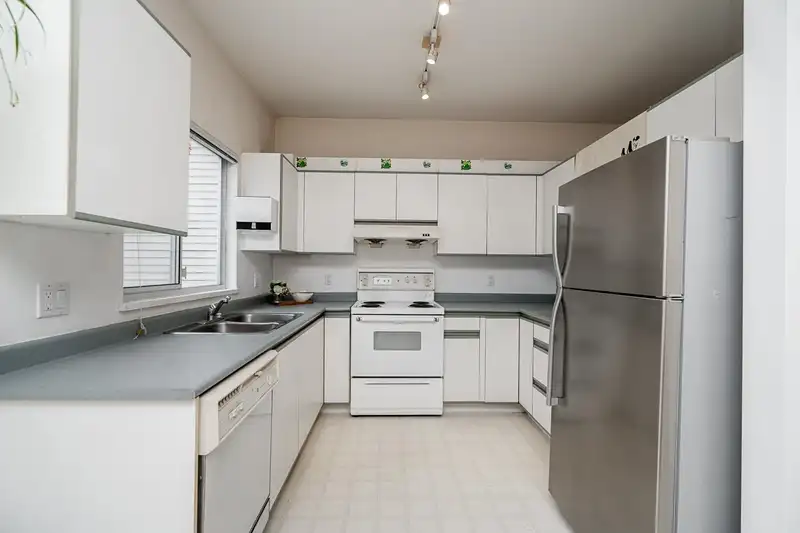 7 12891 JACK BELL DRIVE - photo 4 of 39