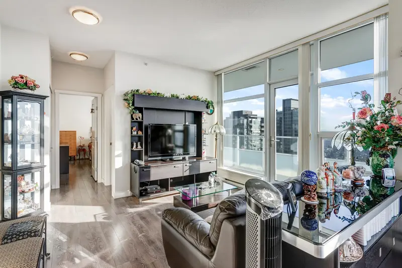 3806 4880 BENNETT STREET - photo 2 of 25