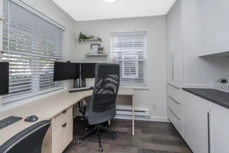 11 19572 FRASER WAY - photo 4 of 37