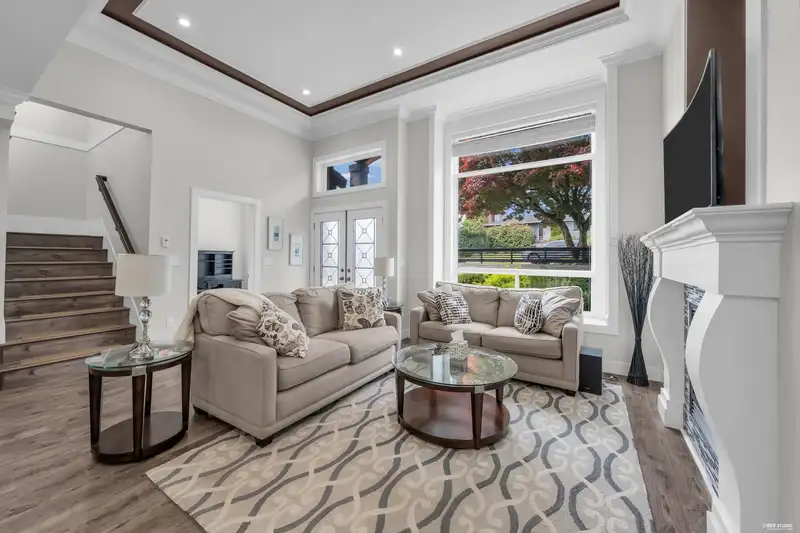 4324 GRETA STREET - photo 1 of 39
