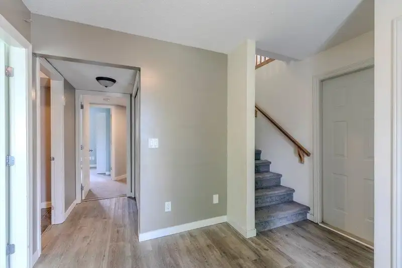 8627 HENDERSON STREET - photo 4 of 40