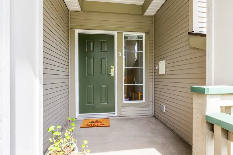 9 2780 150TH STREET - photo 3 of 36
