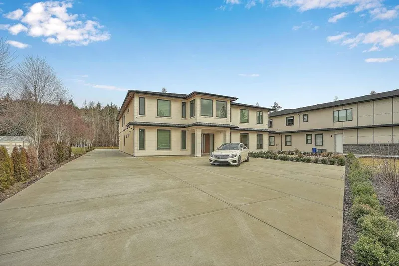 31733 KENNEY AVENUE - photo 2 of 25