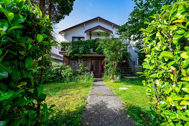 3439 DUNDAS STREET - photo 1 of 24
