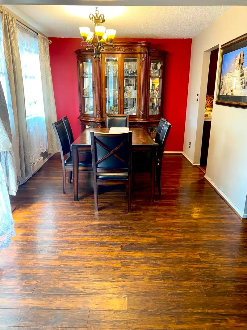 43 8555 KING GEORGE BOULEVARD - photo 4 of 19