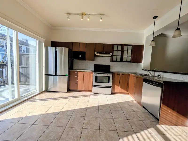 58 19572 FRASER WAY - photo 4 of 20