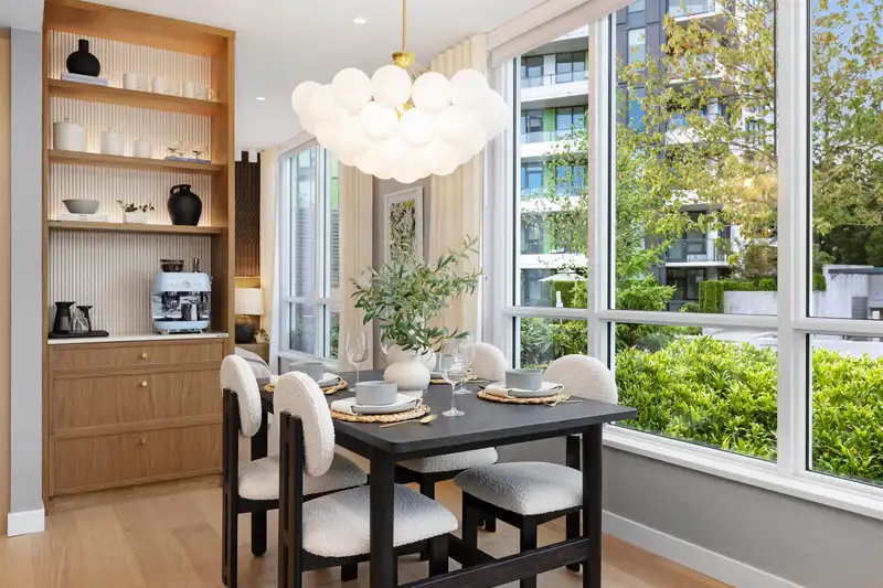 1504 6036 GRAY AVENUE - photo 2 of 7