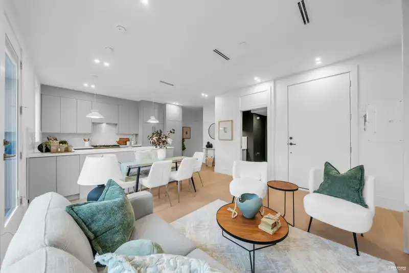 2917 CHARLES STREET - photo 3 of 36