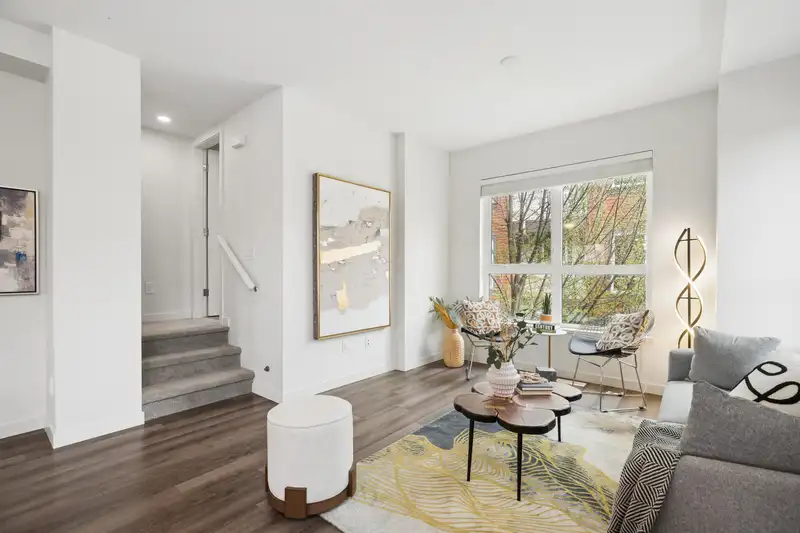 58 10311 RIVER DRIVE - photo 4 of 40