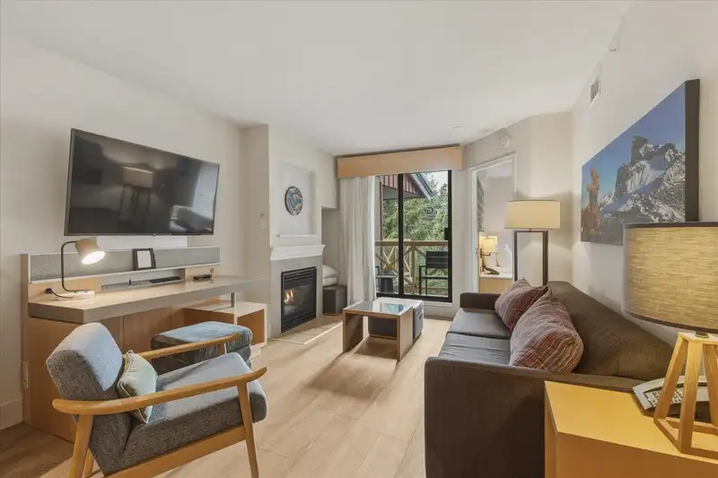 1431&33 4308 MAIN STREET - photo 2 of 33