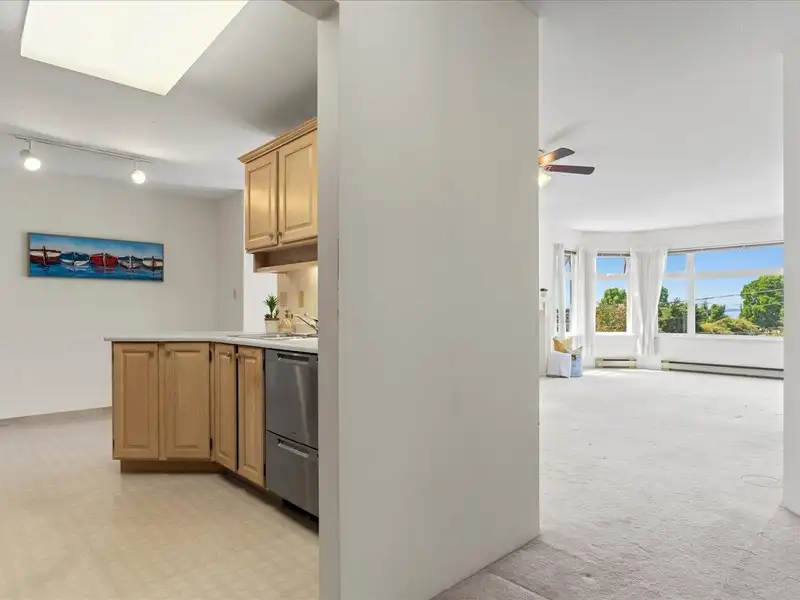 406 1220 FIR STREET - photo 2 of 35