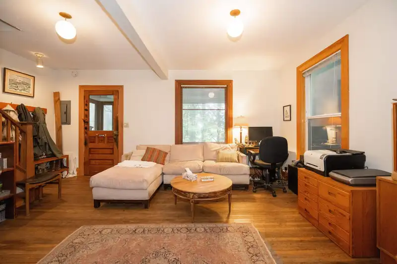 1828 TRIUMPH STREET - photo 3 of 25
