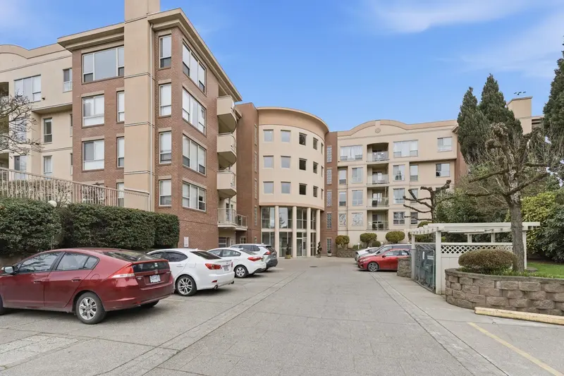 102 33731 MARSHALL ROAD - photo 3 of 25