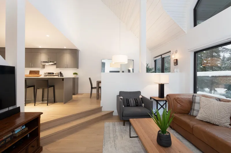 26 4705 GLACIER DRIVE - photo 4 of 21