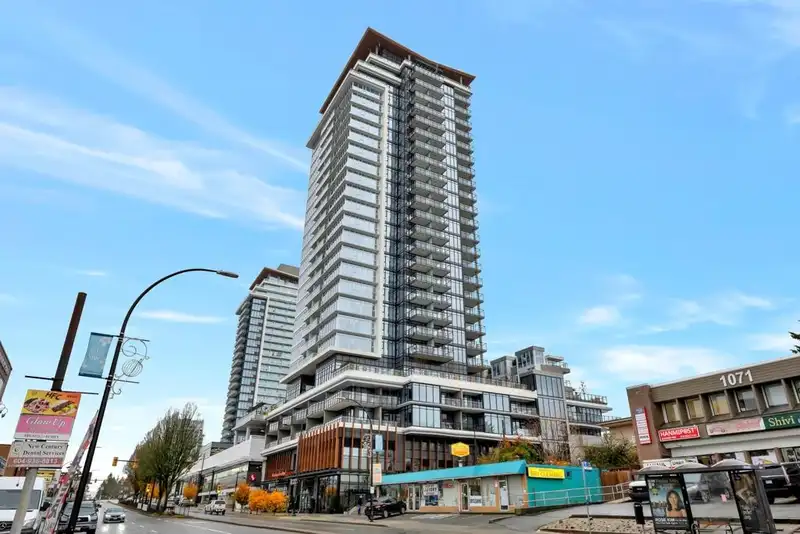 504 1045 AUSTIN AVENUE - photo 1 of 39