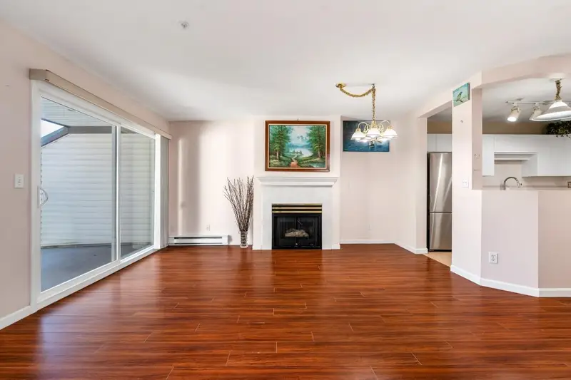 402 7139 18TH AVENUE - photo 3 of 23