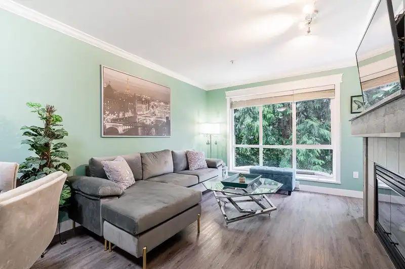 320 9979 140 STREET - photo 3 of 32