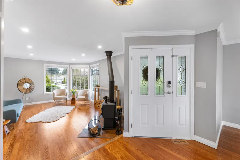 23390 123 AVENUE - photo 4 of 25