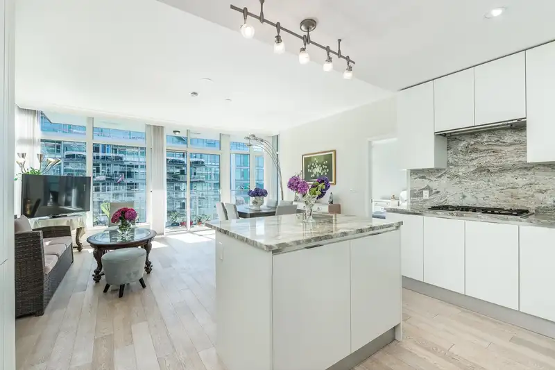 703 175 VICTORY SHIP WAY - photo 1 of 17