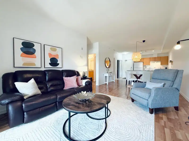 403 10088 148 STREET - photo 1 of 38