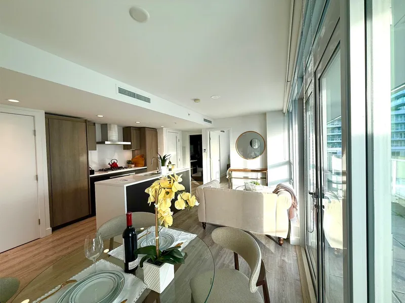 561 6320 NO. 3 ROAD - photo 4 of 22