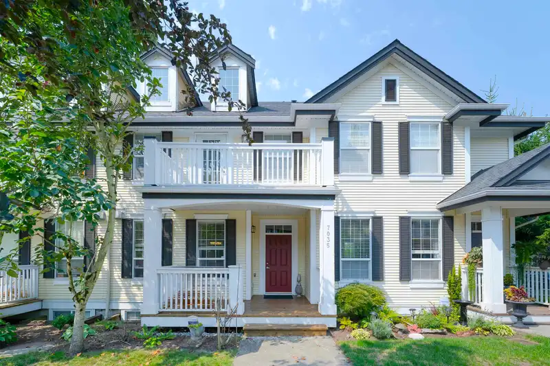 7035 179A STREET - photo 1 of 23