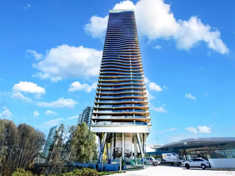 1601 4890 LOUGHEED HIGHWAY - photo 2 of 25