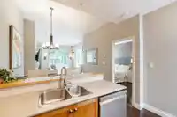 314 1675 W 10TH AVENUE - thumbnail 5