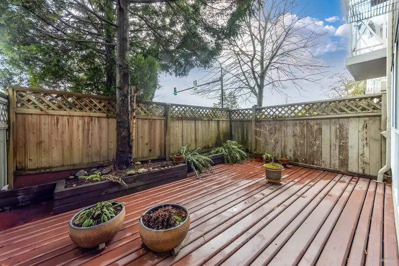 125 528 ROCHESTER AVENUE - photo 3 of 25
