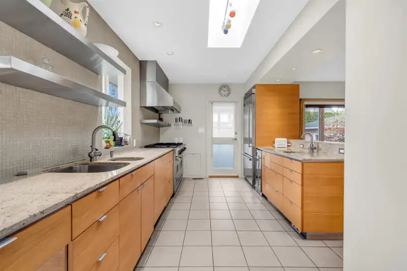 1549 W 33RD AVENUE - photo 3 of 39