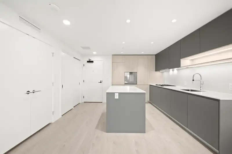 1201 6500 MINORU BOULEVARD - photo 3 of 20