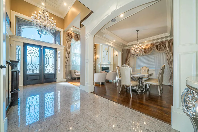 8100 FAIRLANE ROAD - photo 3 of 24