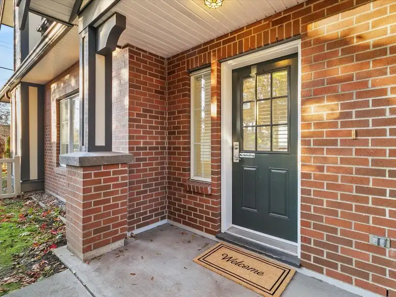 60 20875 80 AVENUE - photo 2 of 40