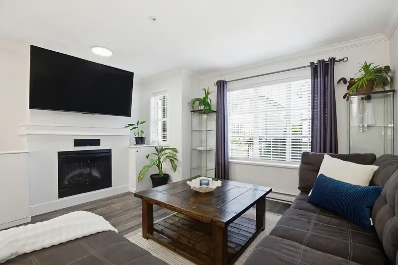 99 20875 80 AVENUE - photo 3 of 40