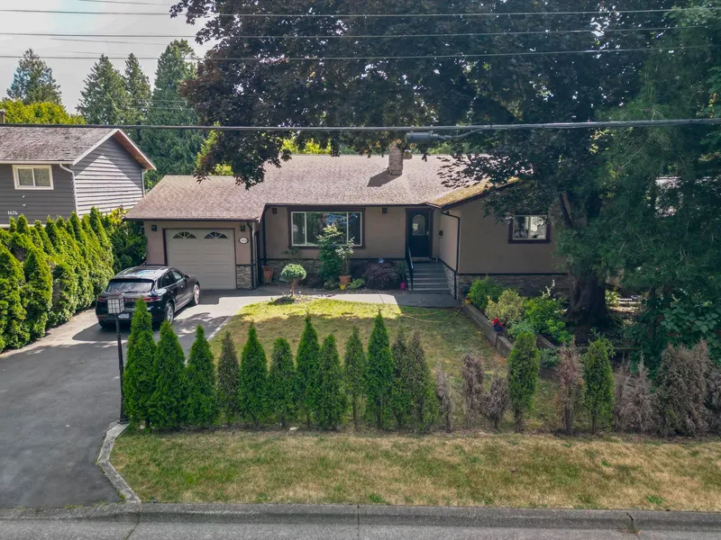 1464 53A STREET - photo 2 of 4