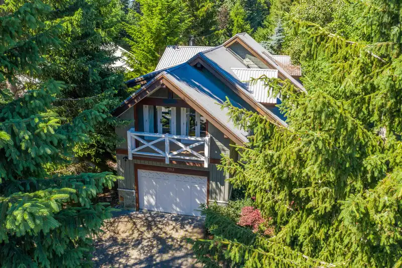 7313 FITZSIMMONS ROAD SOUTH - photo 1 of 32