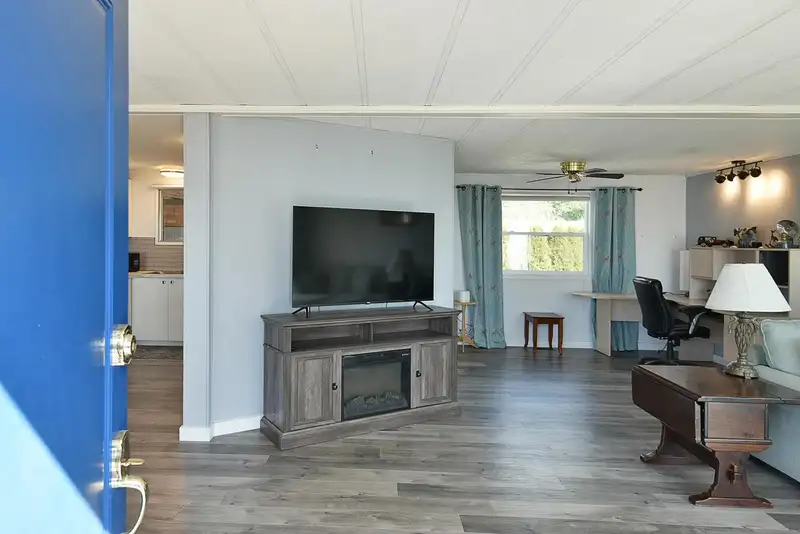 5218 SUNSHINE COAST HIGHWAY - photo 3 of 30
