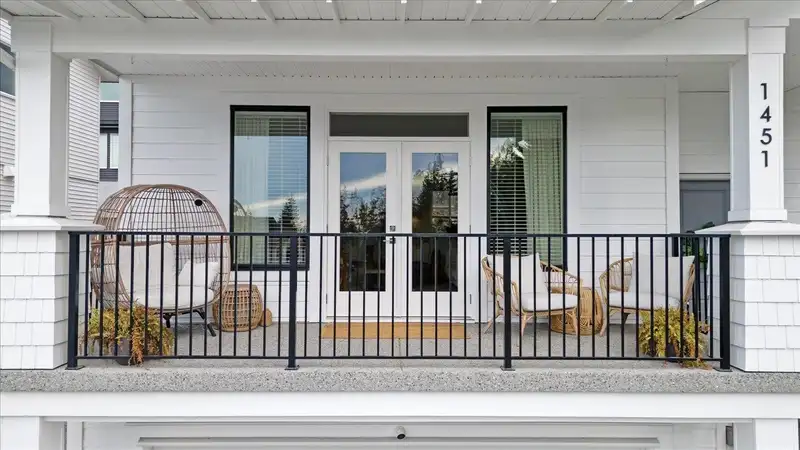 1451 JACOBI PLACE - photo 4 of 40