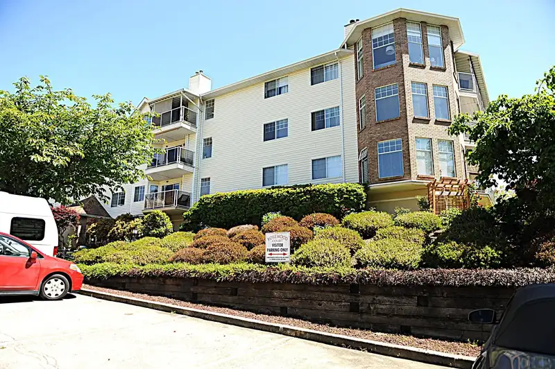 104 22611 116 AVENUE - photo 4 of 33