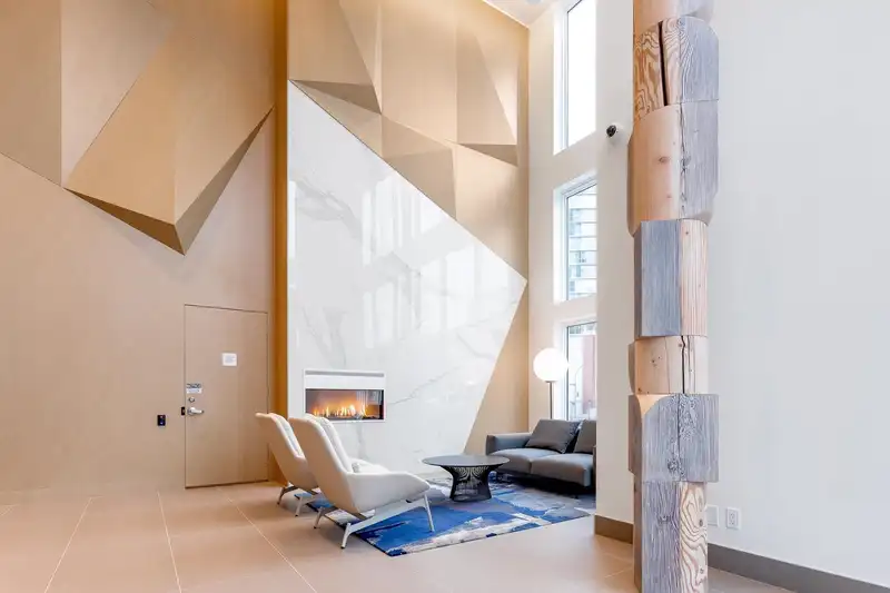2805 680 QUAYSIDE DRIVE - photo 1 of 34