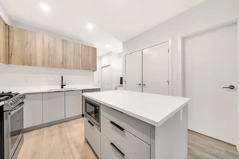 126 5415 BRYDON CRESCENT - photo 4 of 32