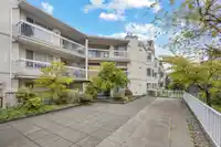 206 9299 121 STREET - thumbnail 2