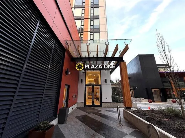 3707 13725 GEORGE JUNCTION AVENUE - photo 1 of 1