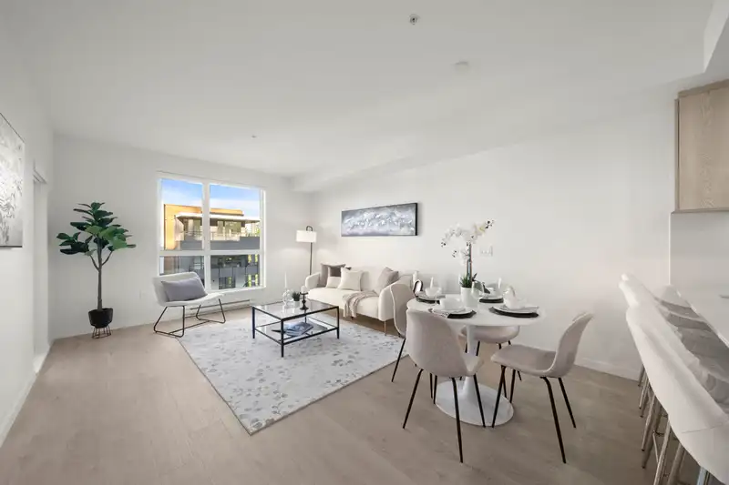 302 6585 195A STREET - photo 2 of 25