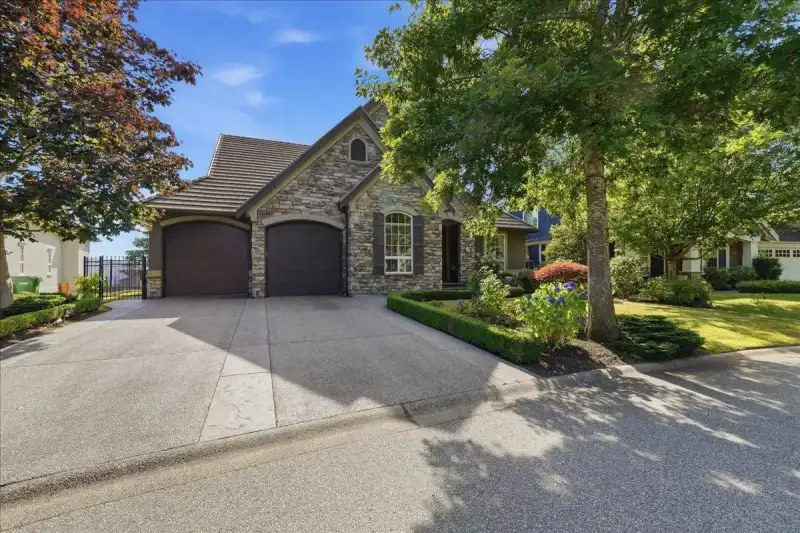 35392 JADE DRIVE - photo 1 of 40